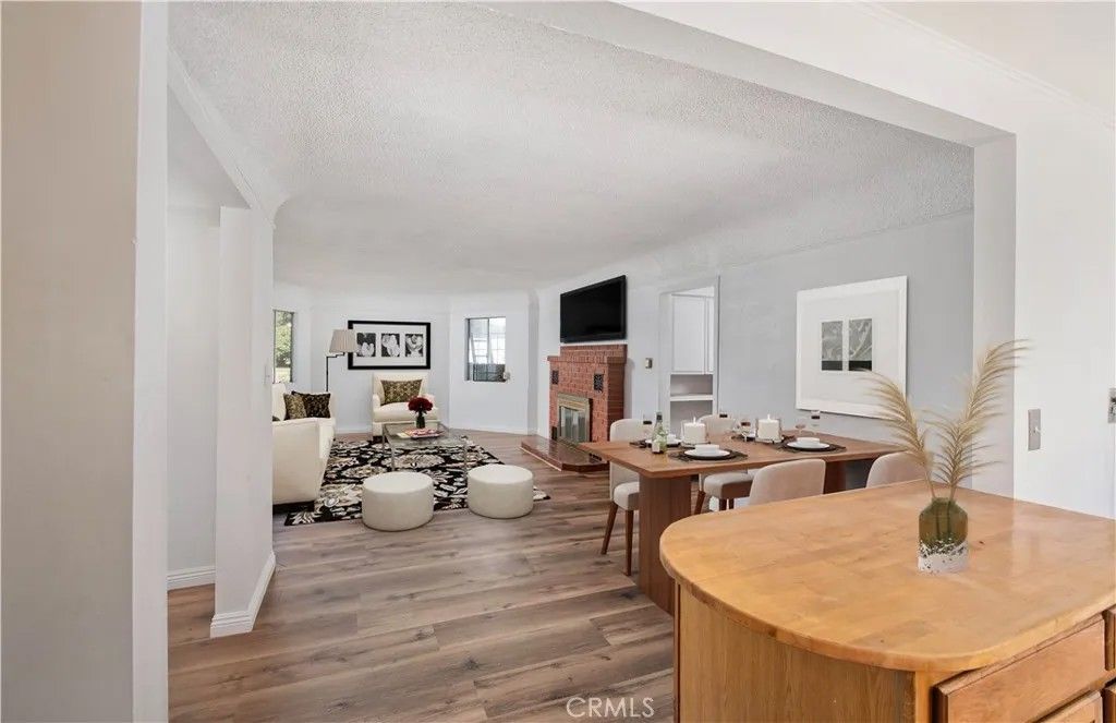 Photo of 1106 N San Gabriel, Azusa, CA 91702 (MLS # SR25239365)