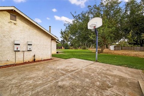 Tiny photo for 30 Lakoda Court, Chico, CA 95973 (MLS # SN25246230)
