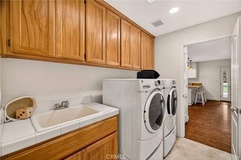 Tiny photo for 30 Lakoda Court, Chico, CA 95973 (MLS # SN25246230)