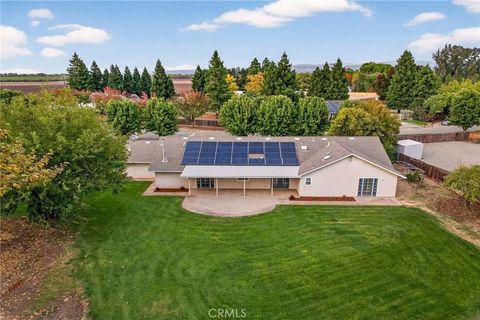 Tiny photo for 30 Lakoda Court, Chico, CA 95973 (MLS # SN25246230)