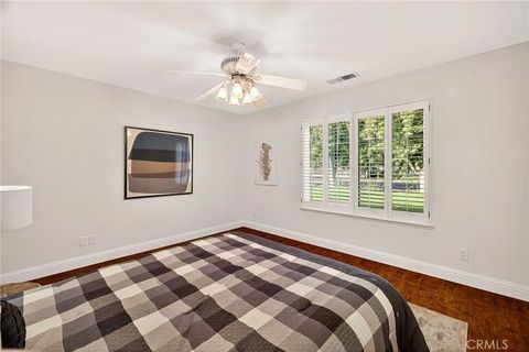 Tiny photo for 30 Lakoda Court, Chico, CA 95973 (MLS # SN25246230)