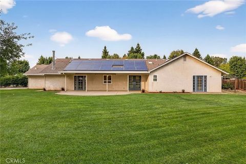 Tiny photo for 30 Lakoda Court, Chico, CA 95973 (MLS # SN25246230)