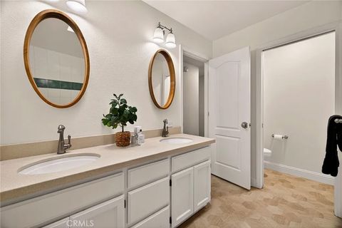 Tiny photo for 30 Lakoda Court, Chico, CA 95973 (MLS # SN25246230)
