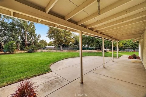 Tiny photo for 30 Lakoda Court, Chico, CA 95973 (MLS # SN25246230)