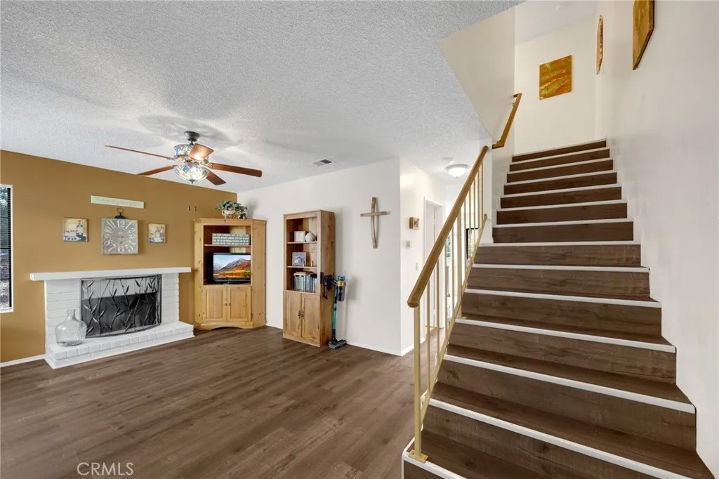 21725 Laurelrim D