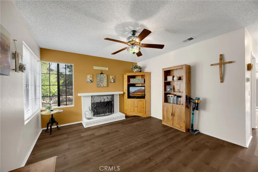21725 Laurelrim D