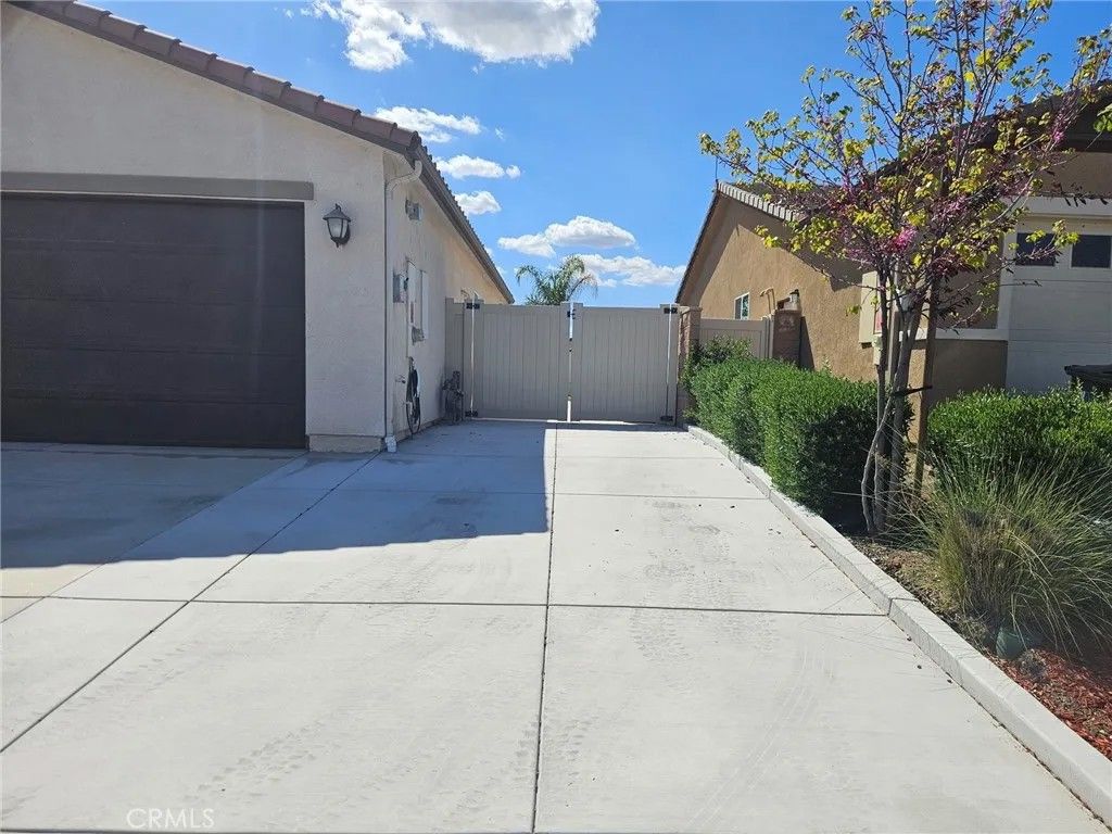 Photo of 33014 Marin Fields, Winchester, CA 92596 (MLS # SW26086587)