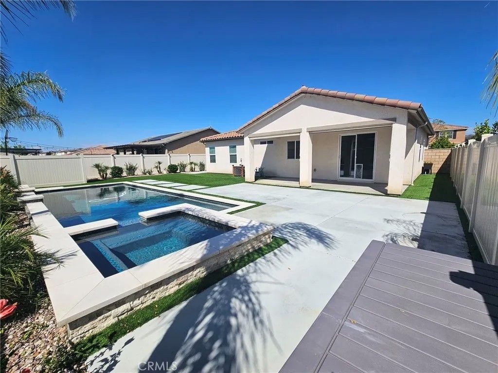 Photo of 33014 Marin Fields, Winchester, CA 92596 (MLS # SW26086587)