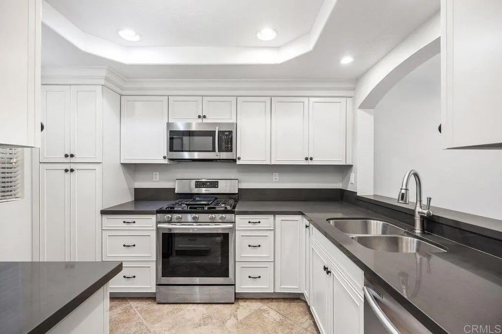 Photo of 750 Breeze Hill Rd #110, Vista, CA 92081 (MLS # NDP2601385)