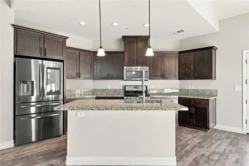 2883 Beachcomber Cove
