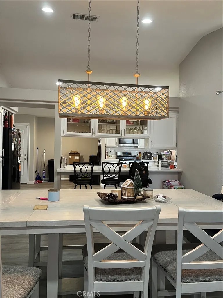 8701 Underwood