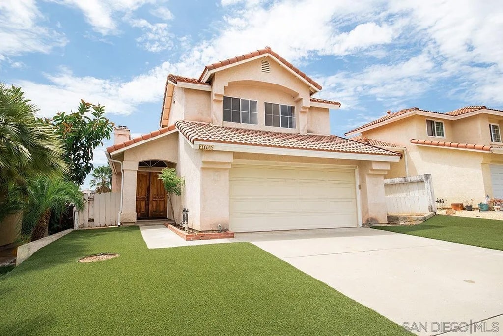 Photo of 11704 Avenida Anacapa, El Cajon, CA 92019 (MLS # 260021159)