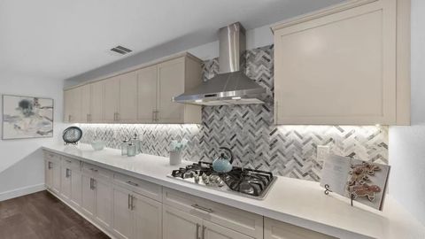 Tiny photo for 285 Oak Valley Lane, Escondido, CA 92027 (MLS # NDP2510345)