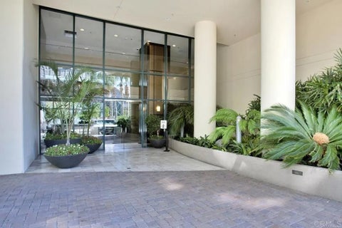 Tiny photo for 110 W Island Avenue, San Diego, CA 92101 (MLS # PTP2605866)