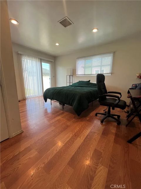 Tiny photo for 11821 Menlo Ave, Los Angeles, CA 90044 (MLS # RS25238400)