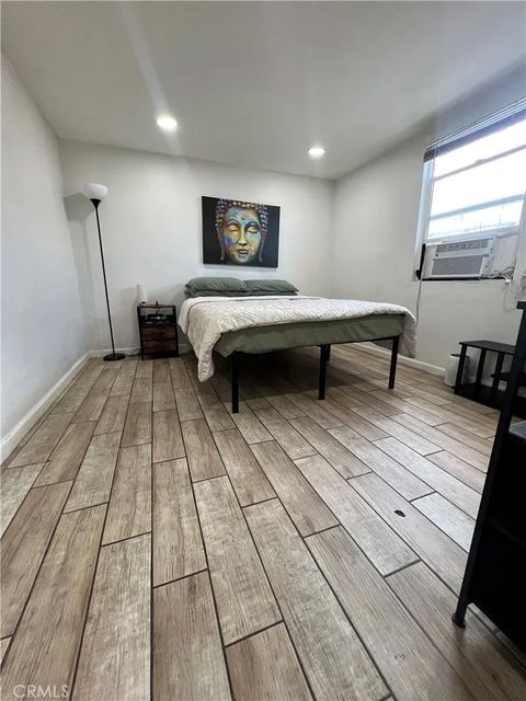 Tiny photo for 11821 Menlo Ave, Los Angeles, CA 90044 (MLS # RS25238400)