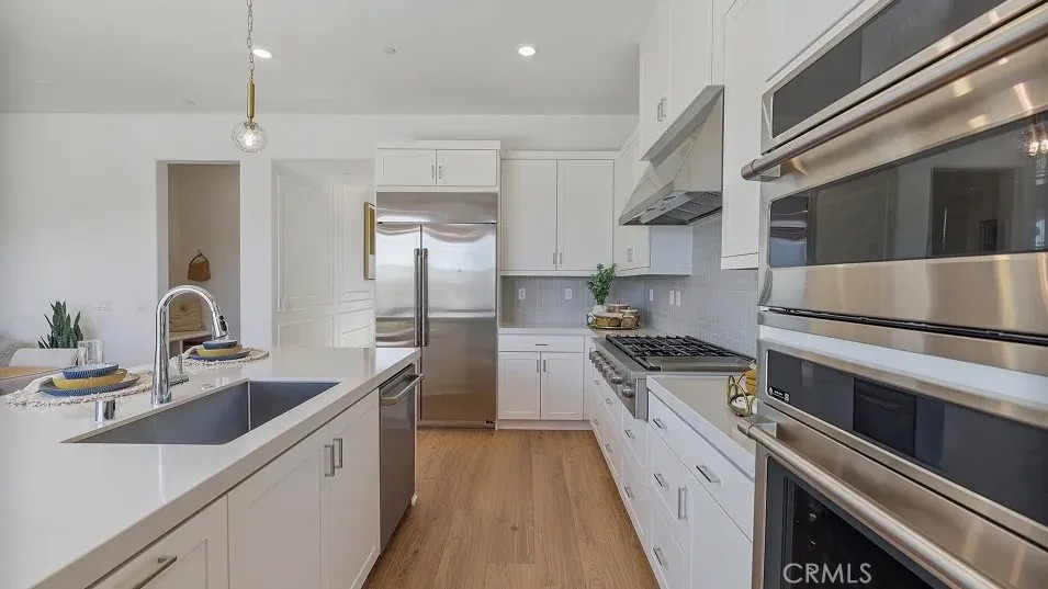 1129 Jurupa Drive