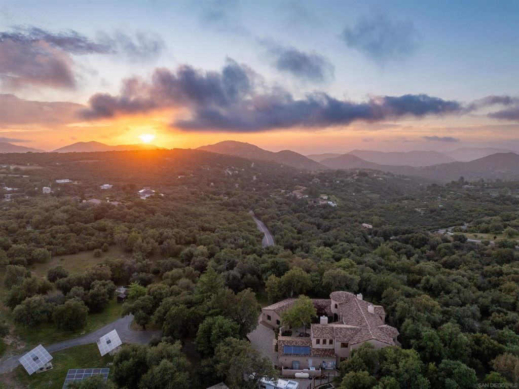 Photo of 23835 Viejas Grade Rd, Descanso, CA 91916 (MLS # 260010615)
