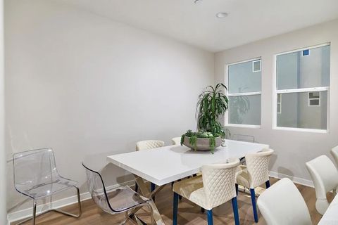 Tiny photo for 13928 Boyden Way, Mira Mesa, CA 92126 (MLS # NDP2509687)