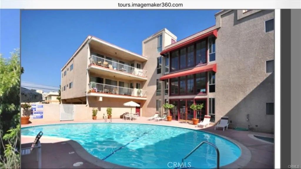 Photo of 4487 Colbath Ave #103, Sherman Oaks, CA 91423 (MLS # SR26095596)