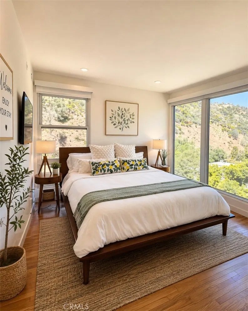 Photo of 1311 Braeridge Drive, Beverly Hills, CA 90210 (MLS # FR26088726)