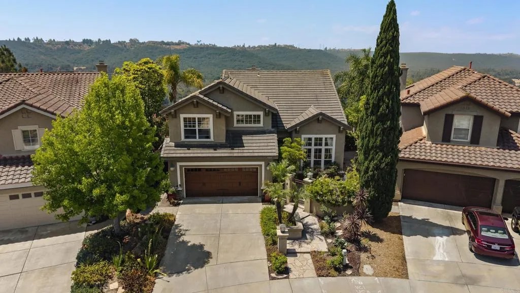 7303 CELATA LANE