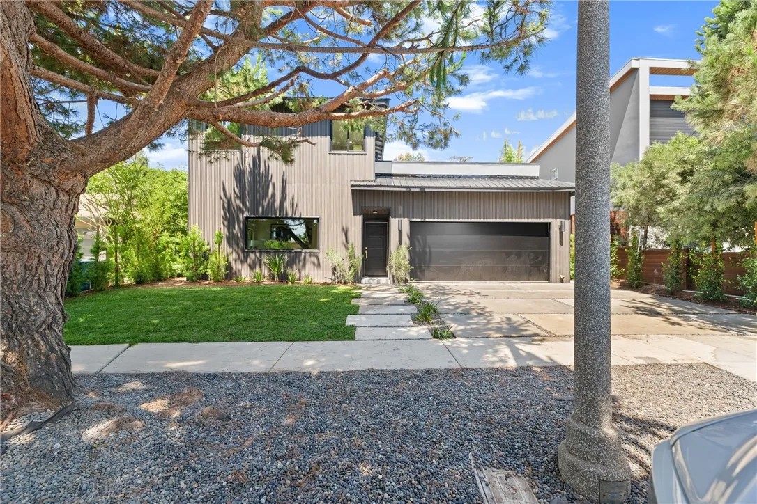 13023 Warren Avenue