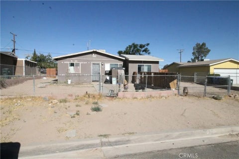 Photo of 610 Chateau WAY, Barstow, CA 92311 (MLS # HD26165704)