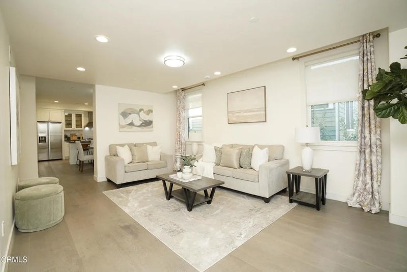 385 S Marengo Avenue 205