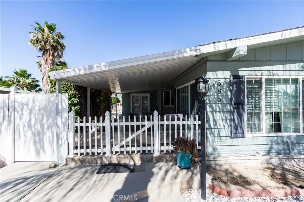 Photo of 585 Camino Real CIR, Hemet, CA 92543 (MLS # SW26121256)