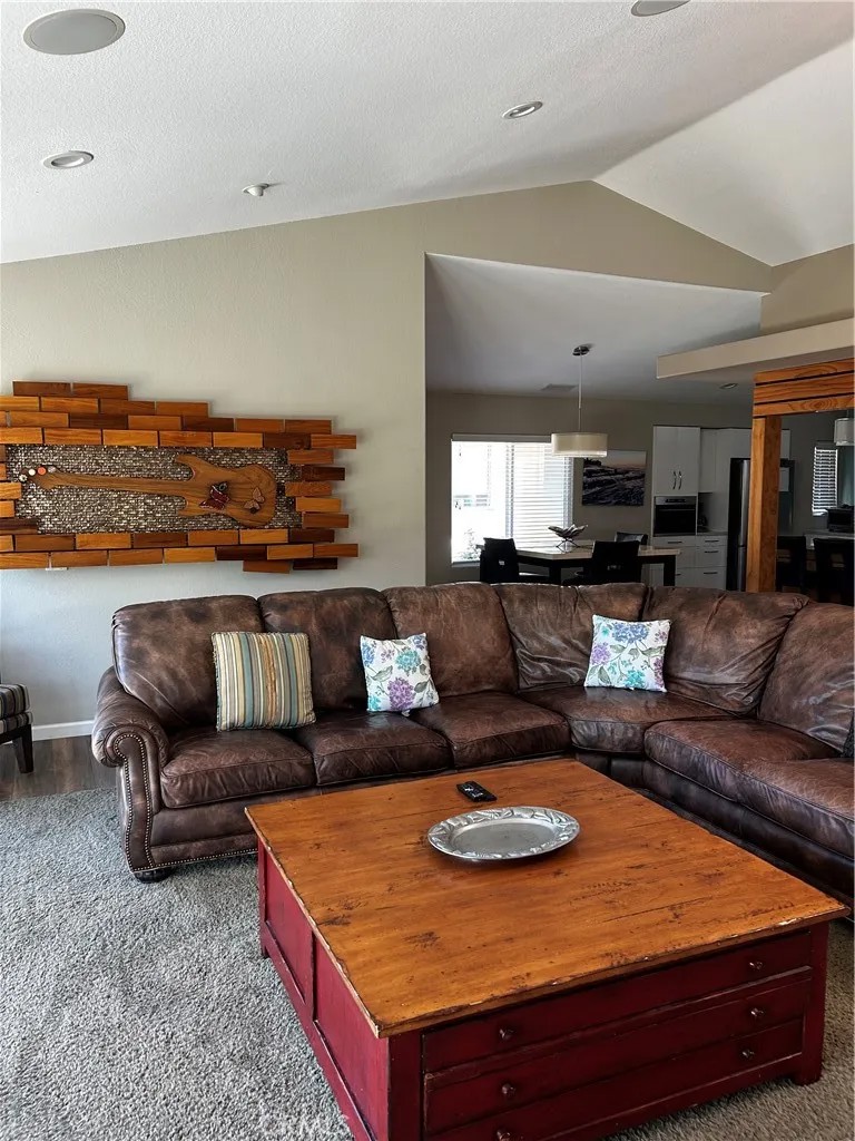 4454 San Joaquin