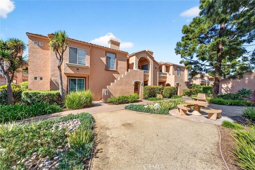 Photo of 3531 Cameo Drive #98, Oceanside, CA 92056 (MLS # SR26034696)