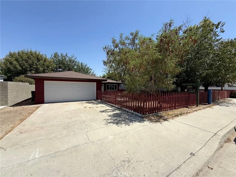 808 Stanislaus