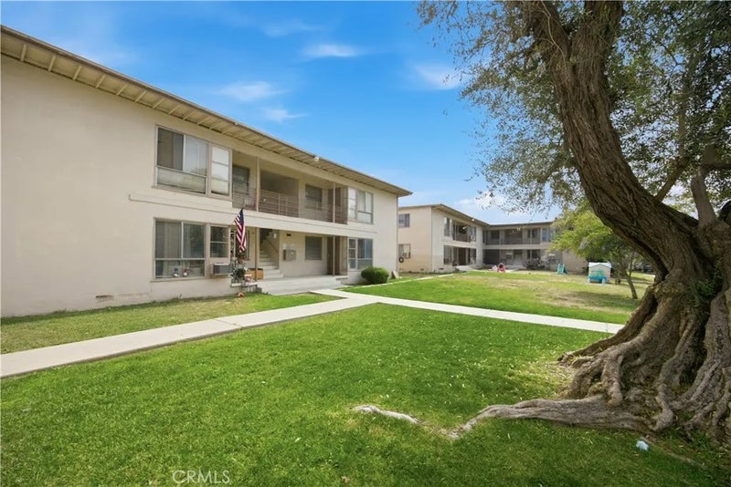 5713 Corbett