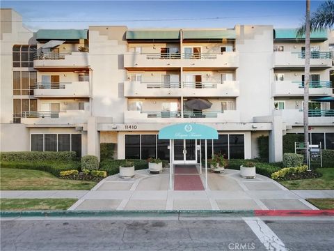 Tiny photo for 11410 Dolan Ave #112, Downey, CA 90241 (MLS # DW25238345)