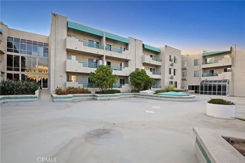 Tiny photo for 11410 Dolan Ave #112, Downey, CA 90241 (MLS # DW25238345)