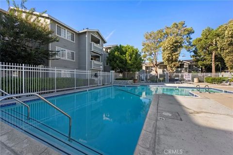 Tiny photo for 3500 S Greenville St #A5, Santa Ana, CA 92704 (MLS # OC25241521)