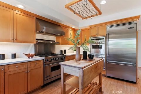 Tiny photo for 4519 Sendero Place, Tarzana, CA 91356 (MLS # SR25242440)