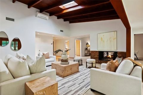 Tiny photo for 4519 Sendero Place, Tarzana, CA 91356 (MLS # SR25242440)