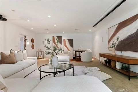 Tiny photo for 4519 Sendero Place, Tarzana, CA 91356 (MLS # SR25242440)