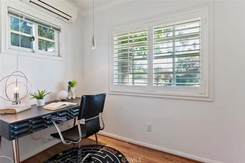 Tiny photo for 4519 Sendero Place, Tarzana, CA 91356 (MLS # SR25242440)