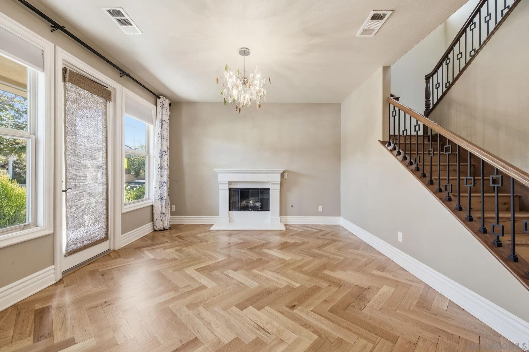 6190 Valerian Vista Place