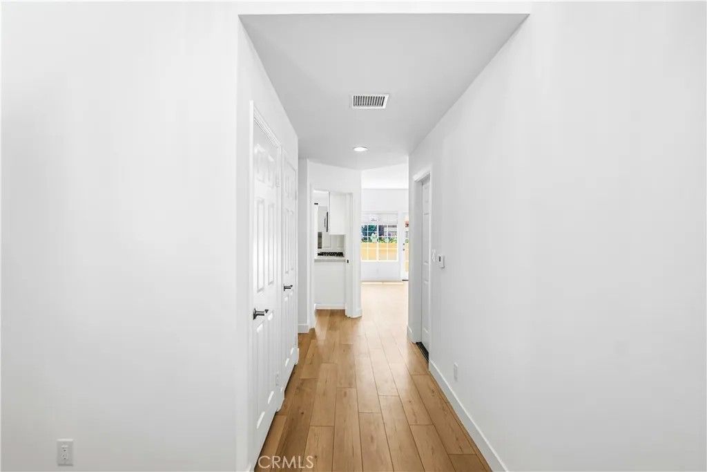 Photo of 5200 White Oak Avenue #63, Encino, CA 91316 (MLS # SR26050757)