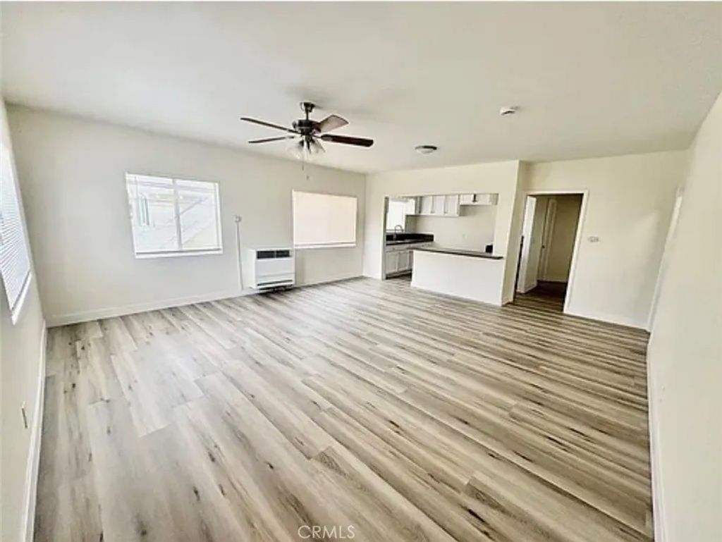 Photo of 549 E 17th Street #551, Long Beach, CA 90813 (MLS # OC26053804)