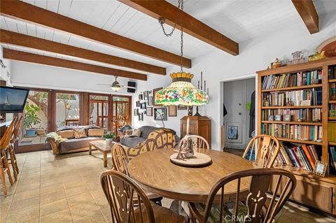 Tiny photo for 101 Kings Place, Newport Beach, CA 92663 (MLS # NP25271243)