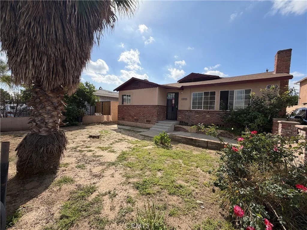 Photo of 1242 D St, Corona, CA 92882 (MLS # NP26014210)