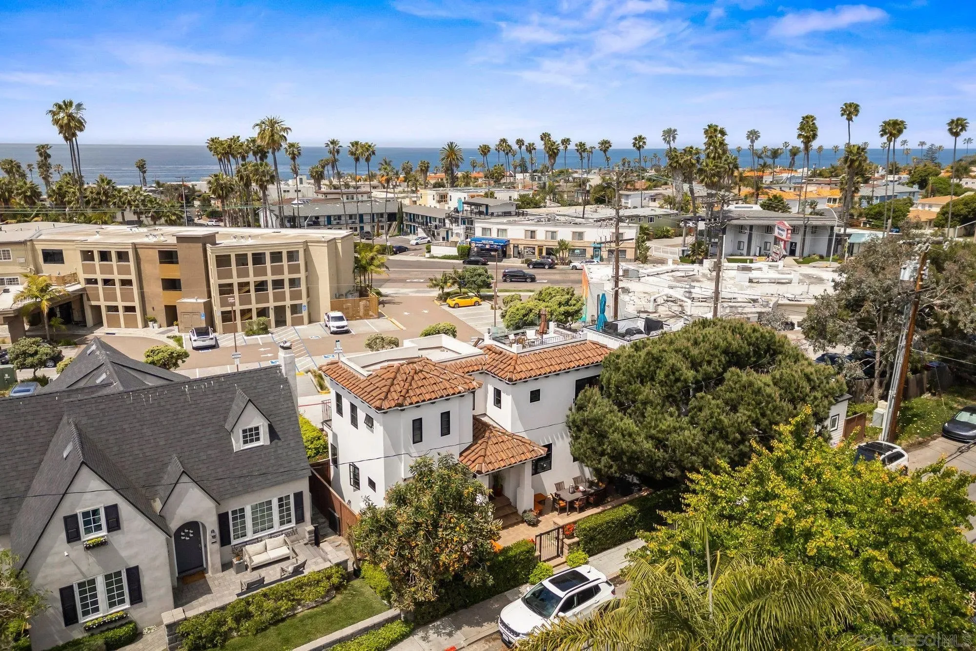 La Jolla, California 92037, United States, 4 Bedrooms Bedrooms, ,4 BathroomsBathrooms,Residential,Active,118274