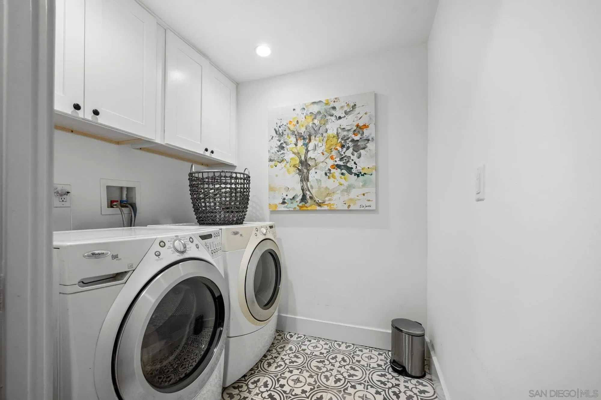 La Jolla, California 92037, United States, 4 Bedrooms Bedrooms, ,4 BathroomsBathrooms,Residential,Active,118274