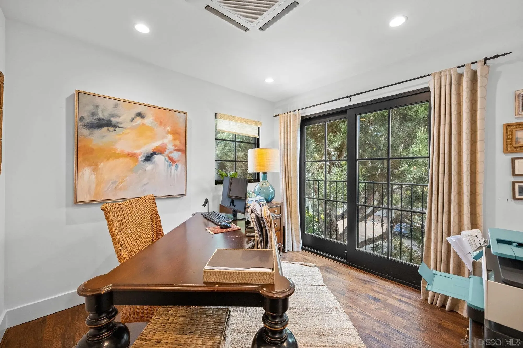 La Jolla, California 92037, United States, 4 Bedrooms Bedrooms, ,4 BathroomsBathrooms,Residential,Active,118274