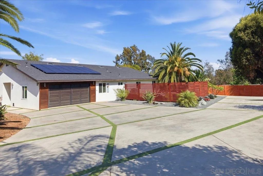 Photo of 907 Seph Way, Escondido, CA 92027 (MLS # 260010431)